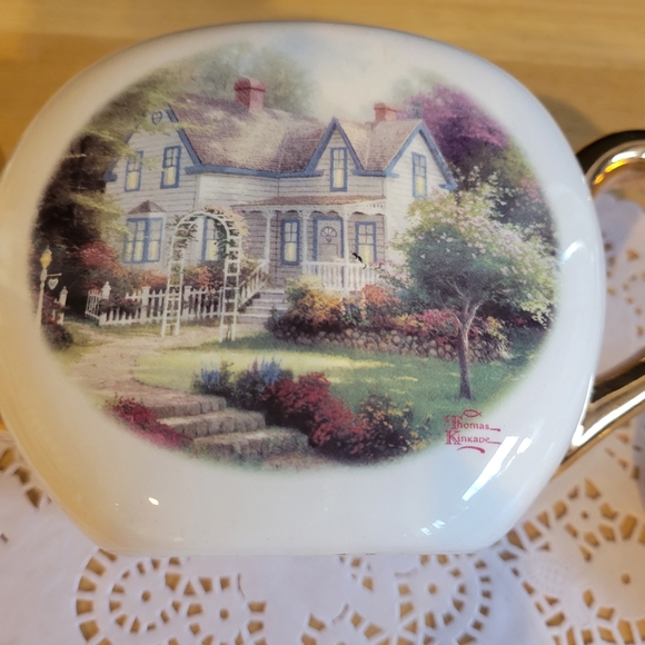 Thomas Kinkade Teleflora Teapot Home is Where the Heart Is - Picture 3 of 6